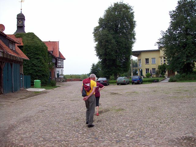 Campingplatz 3-Seiten-Hof